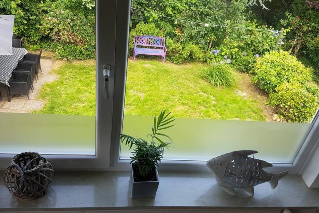 Gemuetliche Haushaelfte Mit Garten Und Terrasse Flensburg Exterior foto