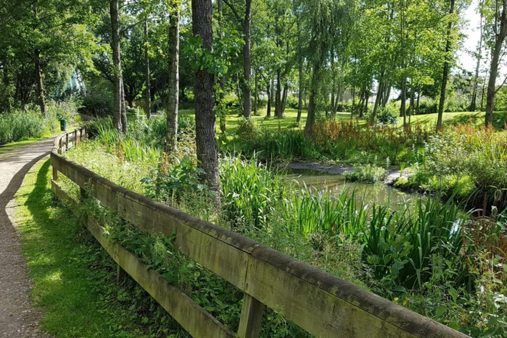 Gemuetliche Haushaelfte Mit Garten Und Terrasse Flensburg Exterior foto