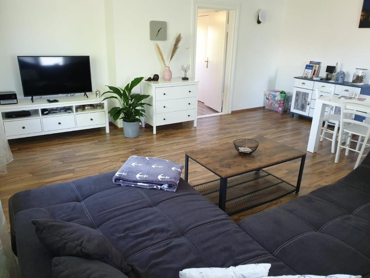 Gemuetliche Haushaelfte Mit Garten Und Terrasse Flensburg Exterior foto